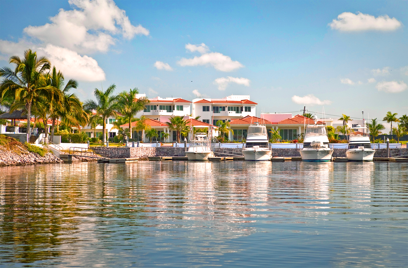 Single Property - El Cid Bienes Raices